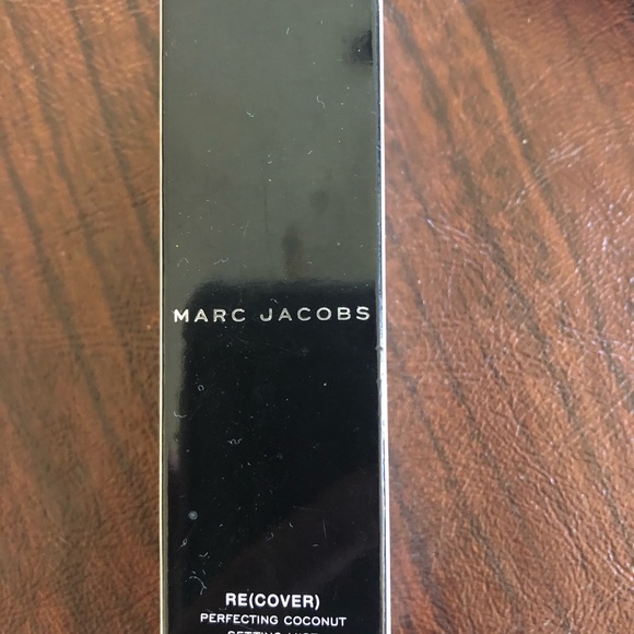 Marc Jacobs (re)Cover and Julep eyeshadow 101 - Picture 2 of 6